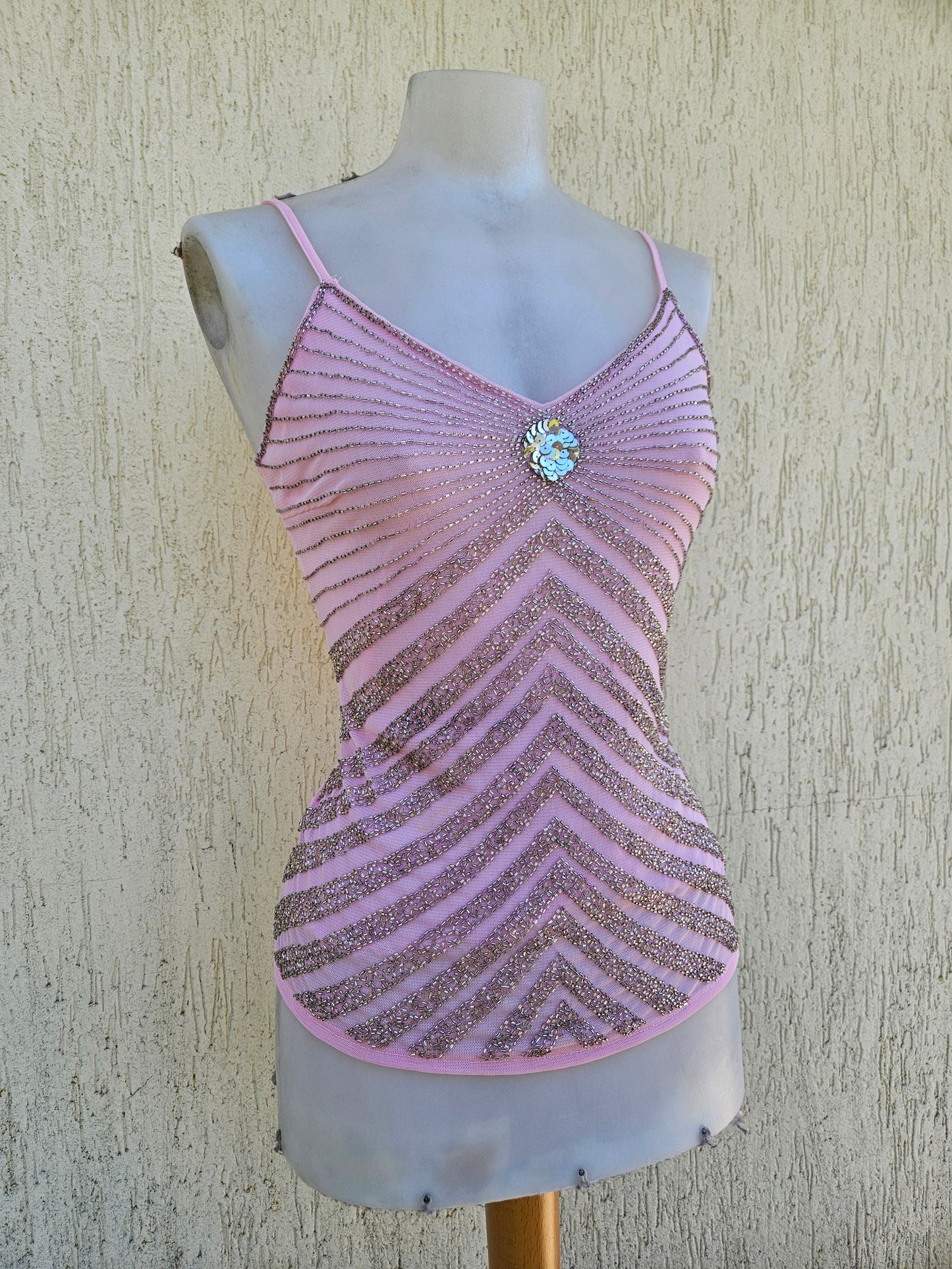 Haut en voile brodé rose