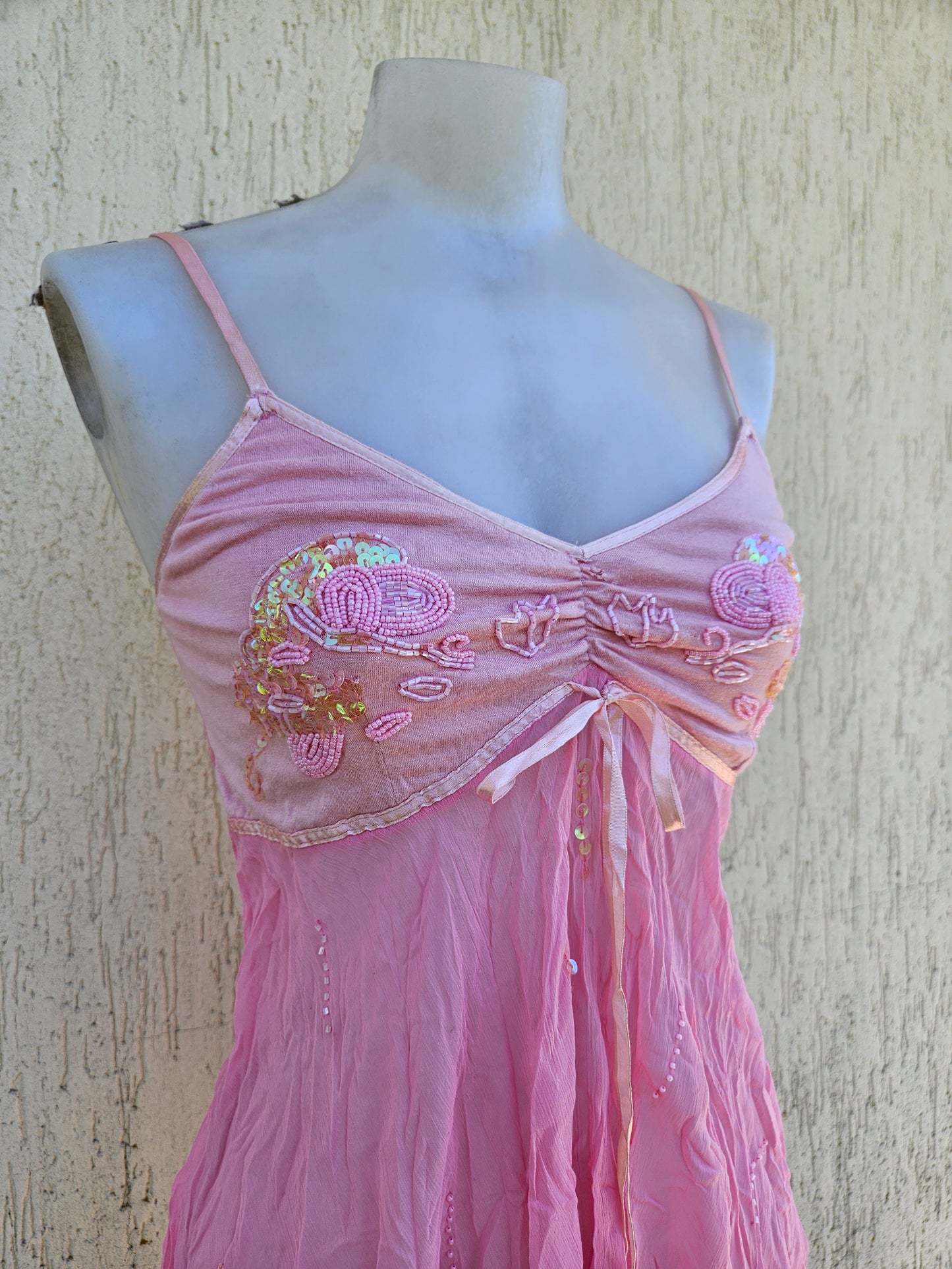 Haut en voile asymétrique rose