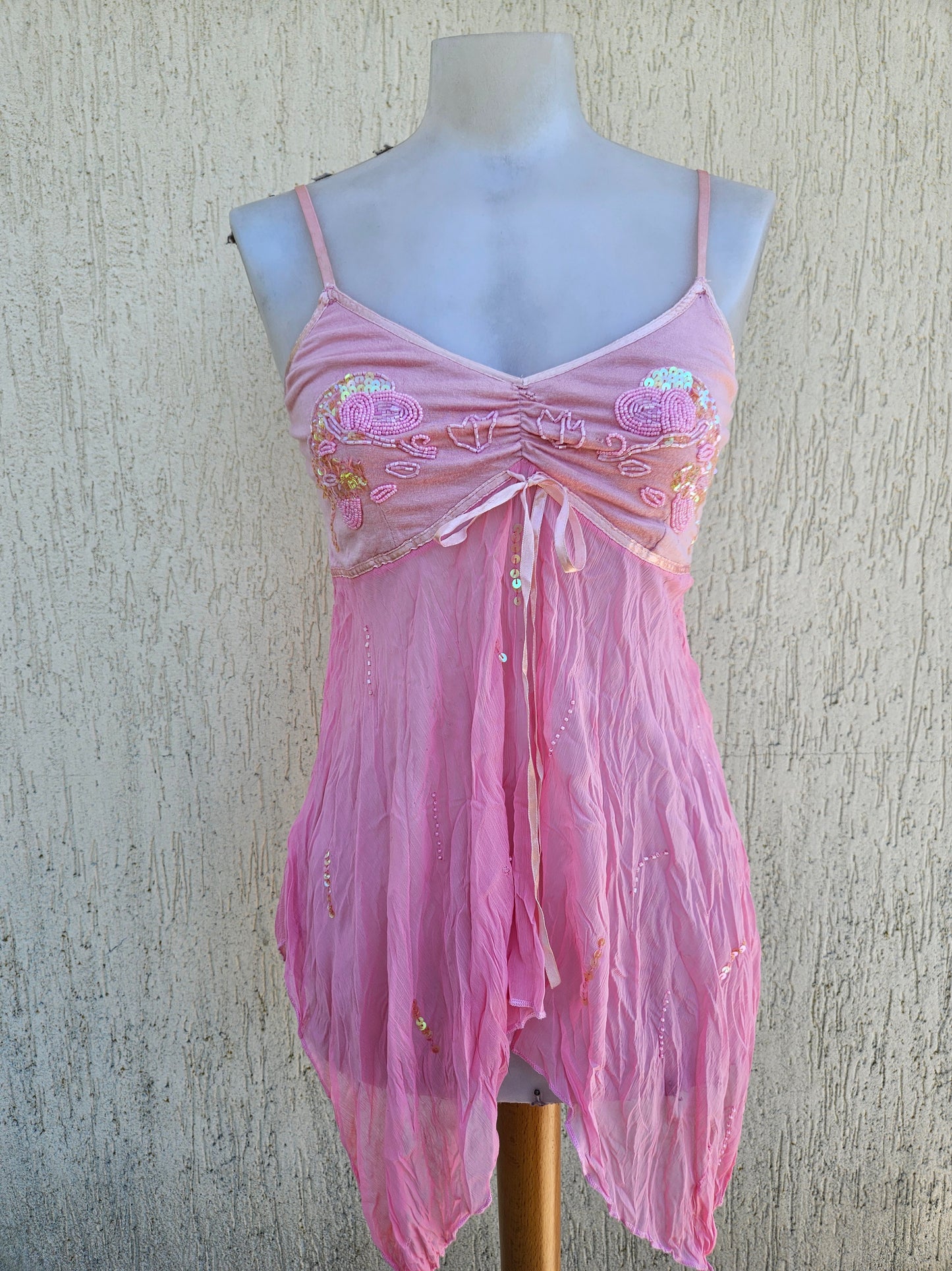 Haut en voile asymétrique rose