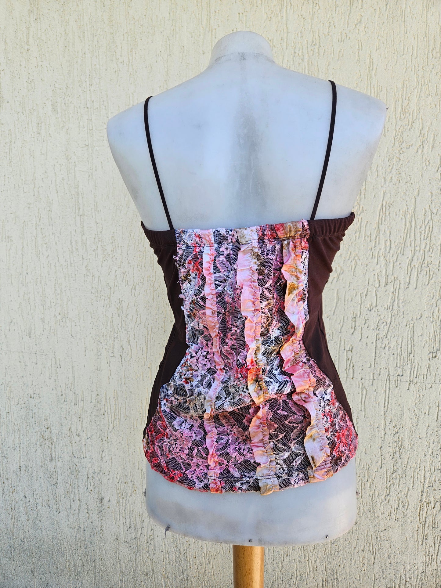 Haut marron détails floral