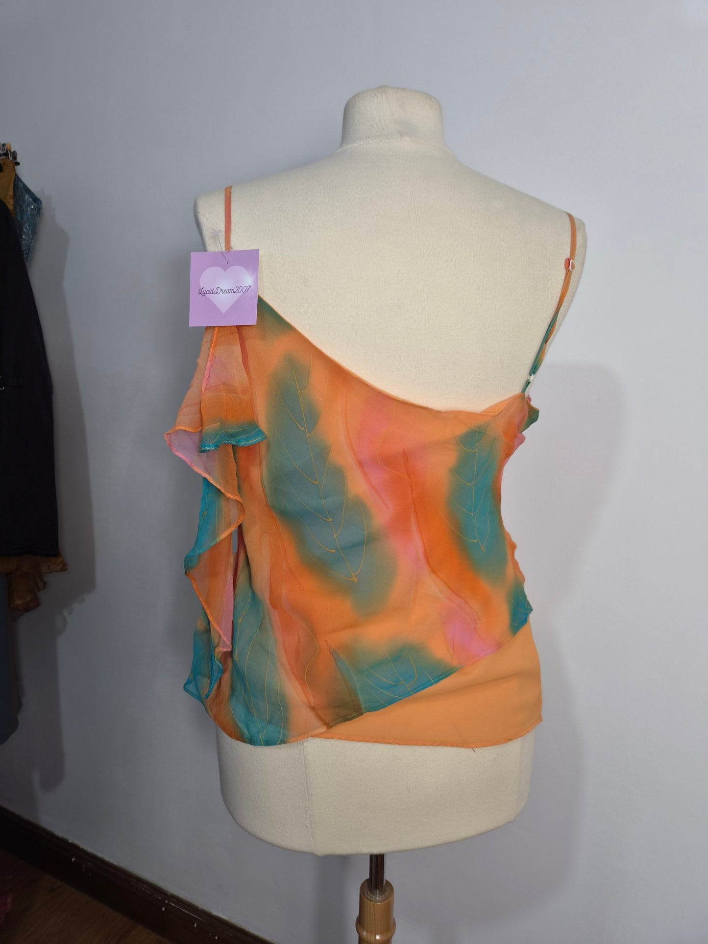 Haut en soie orange motif floral