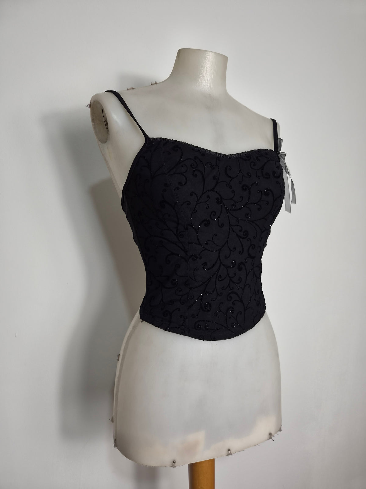 Haut esprit corset détails brillants