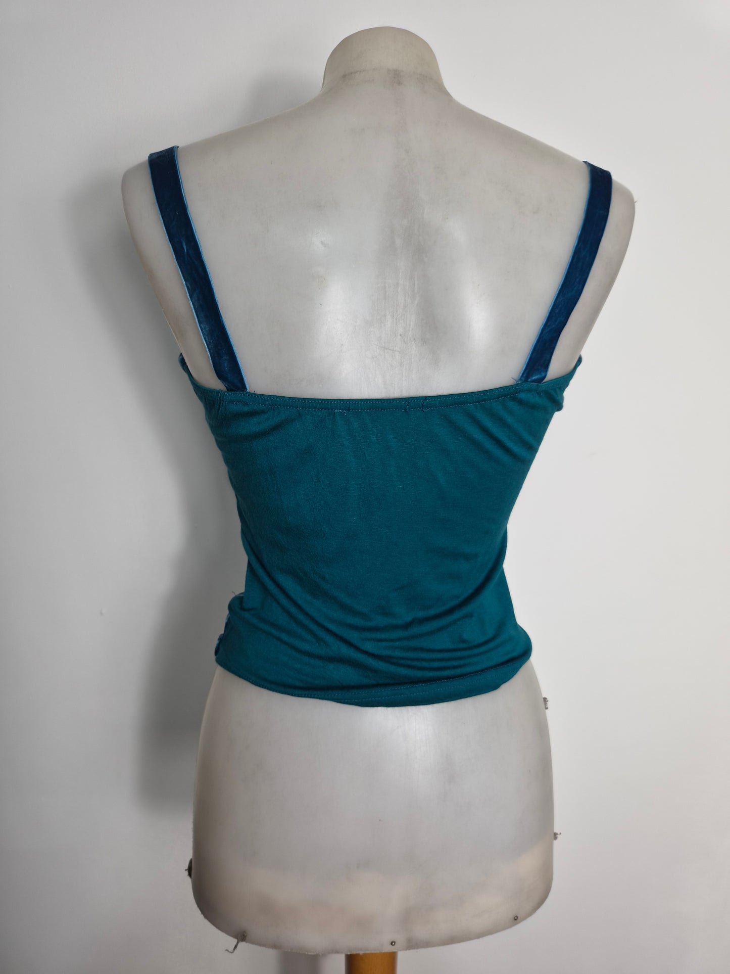Haut bleu velours et laçage