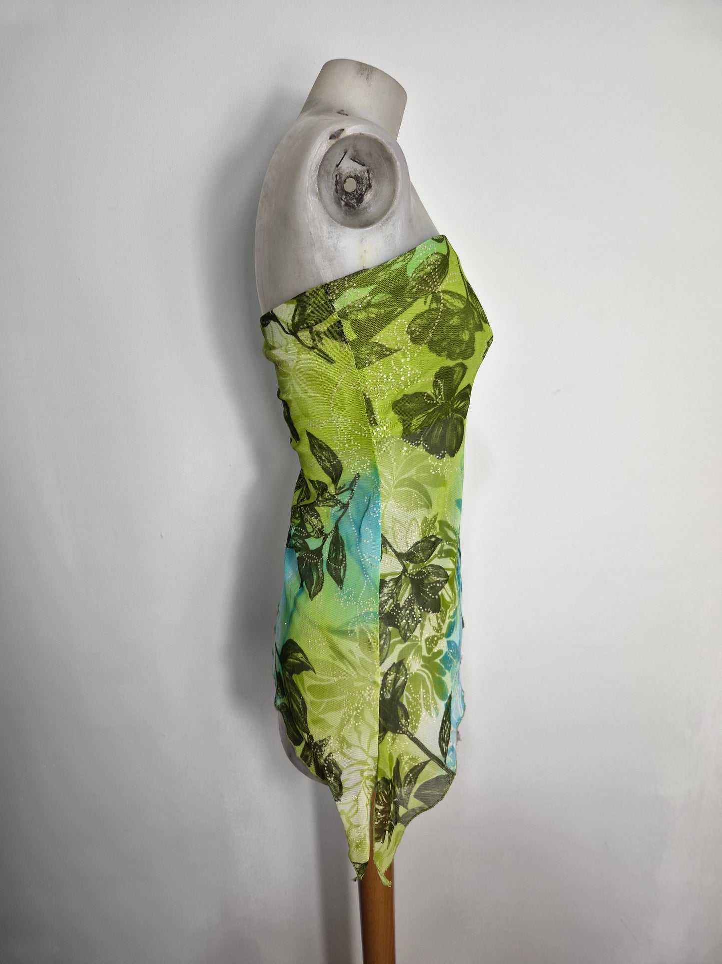 Haut strapless asymétrique bleu et vert