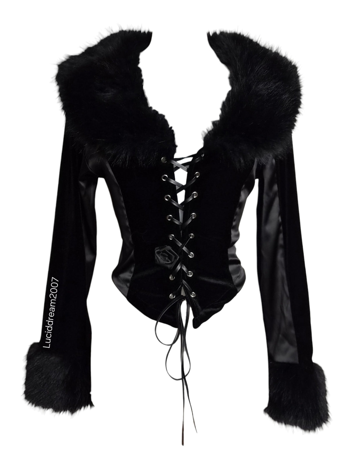 Black top with faux fur collar