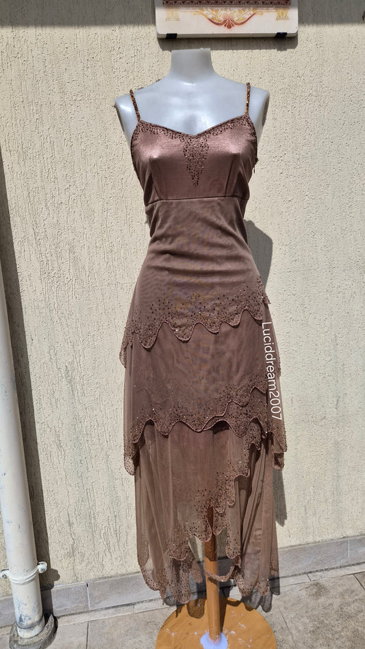 Robe brodée Aftershock