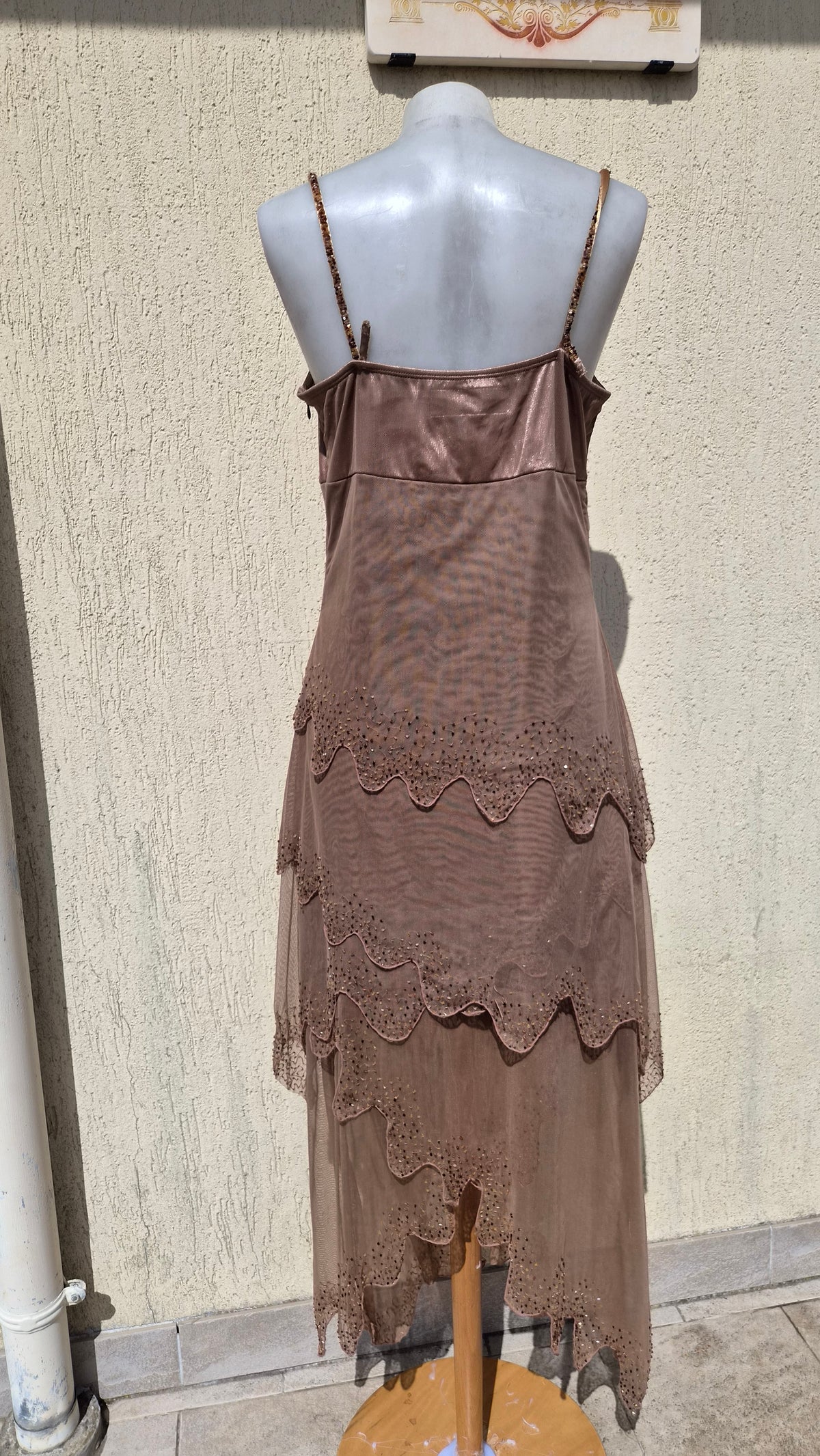 Robe brodée Aftershock