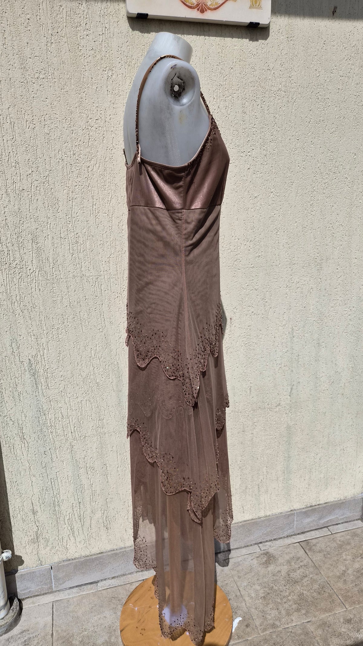 Robe brodée Aftershock