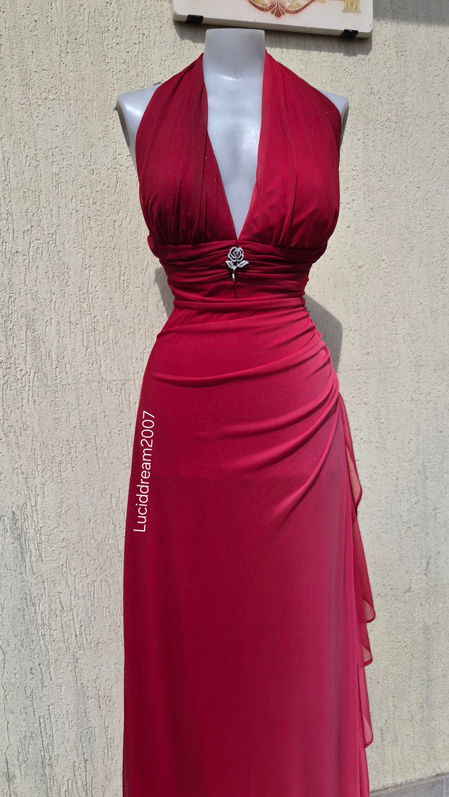 Robe rouge dos nu Betsy & Adam