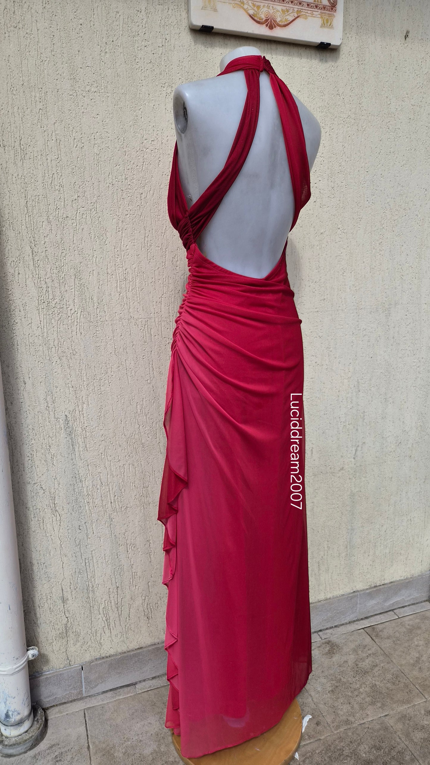 Robe rouge dos nu Betsy & Adam