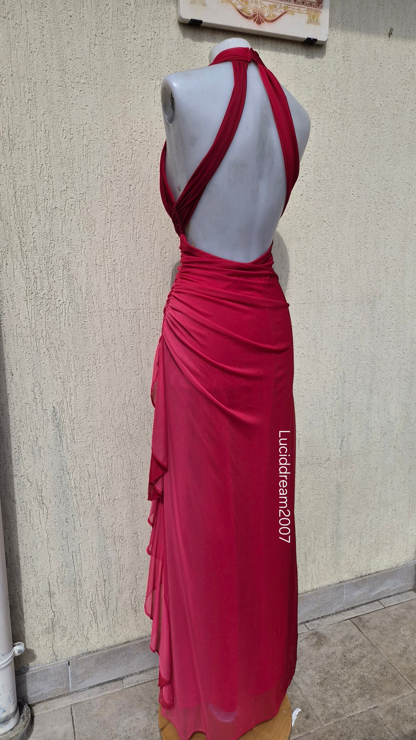 Robe rouge dos nu Betsy & Adam
