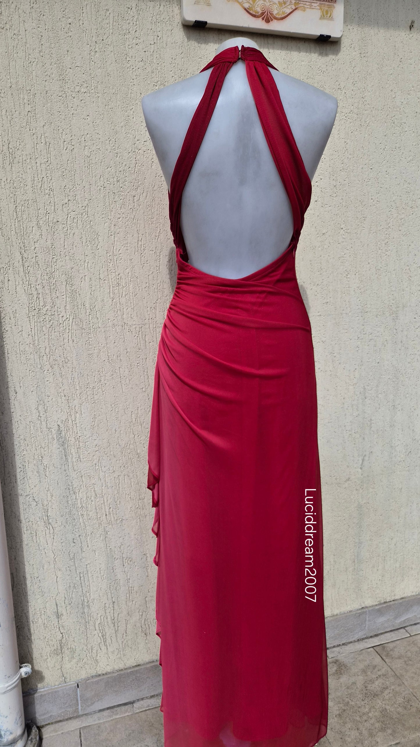 Robe rouge dos nu Betsy & Adam