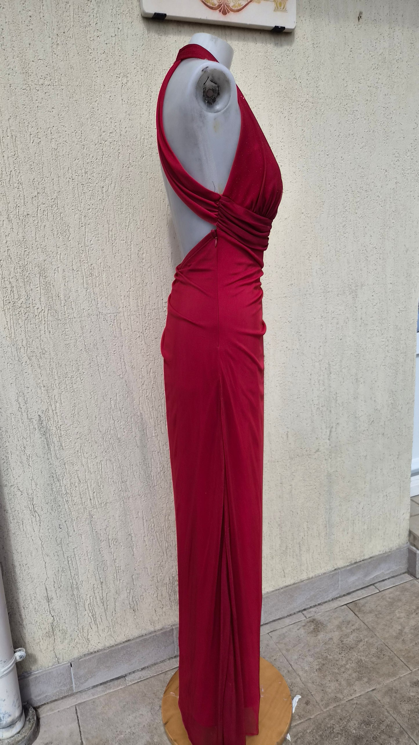 Robe rouge dos nu Betsy & Adam