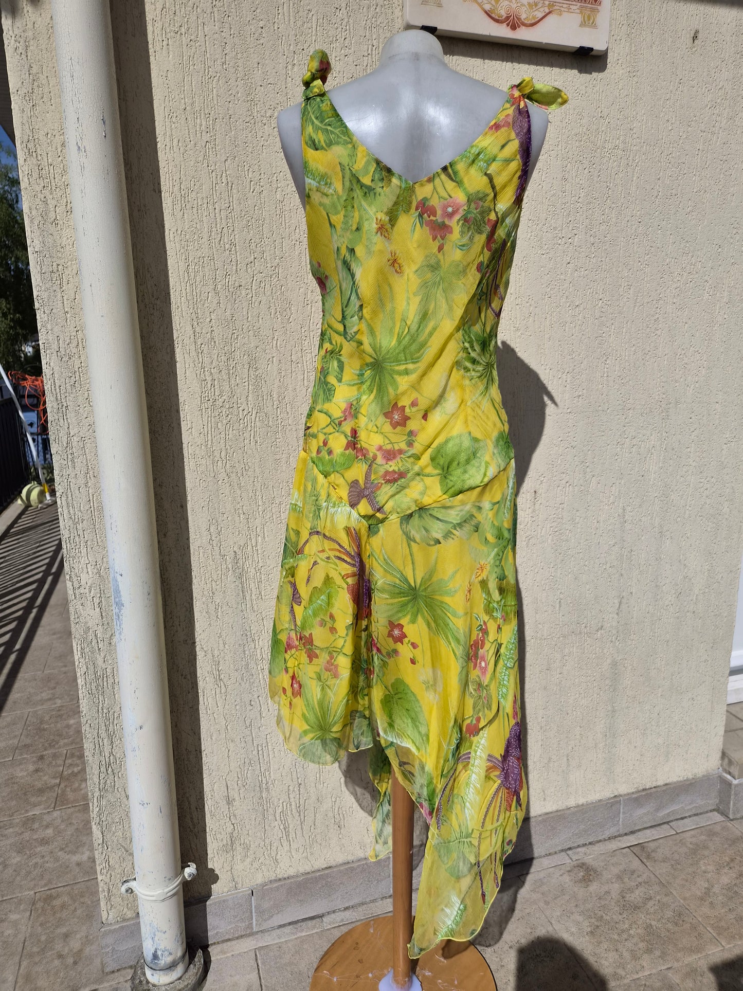 Robe en voile jaune René Derhy