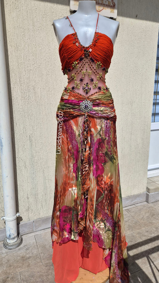 Robe bustier en soie brodée