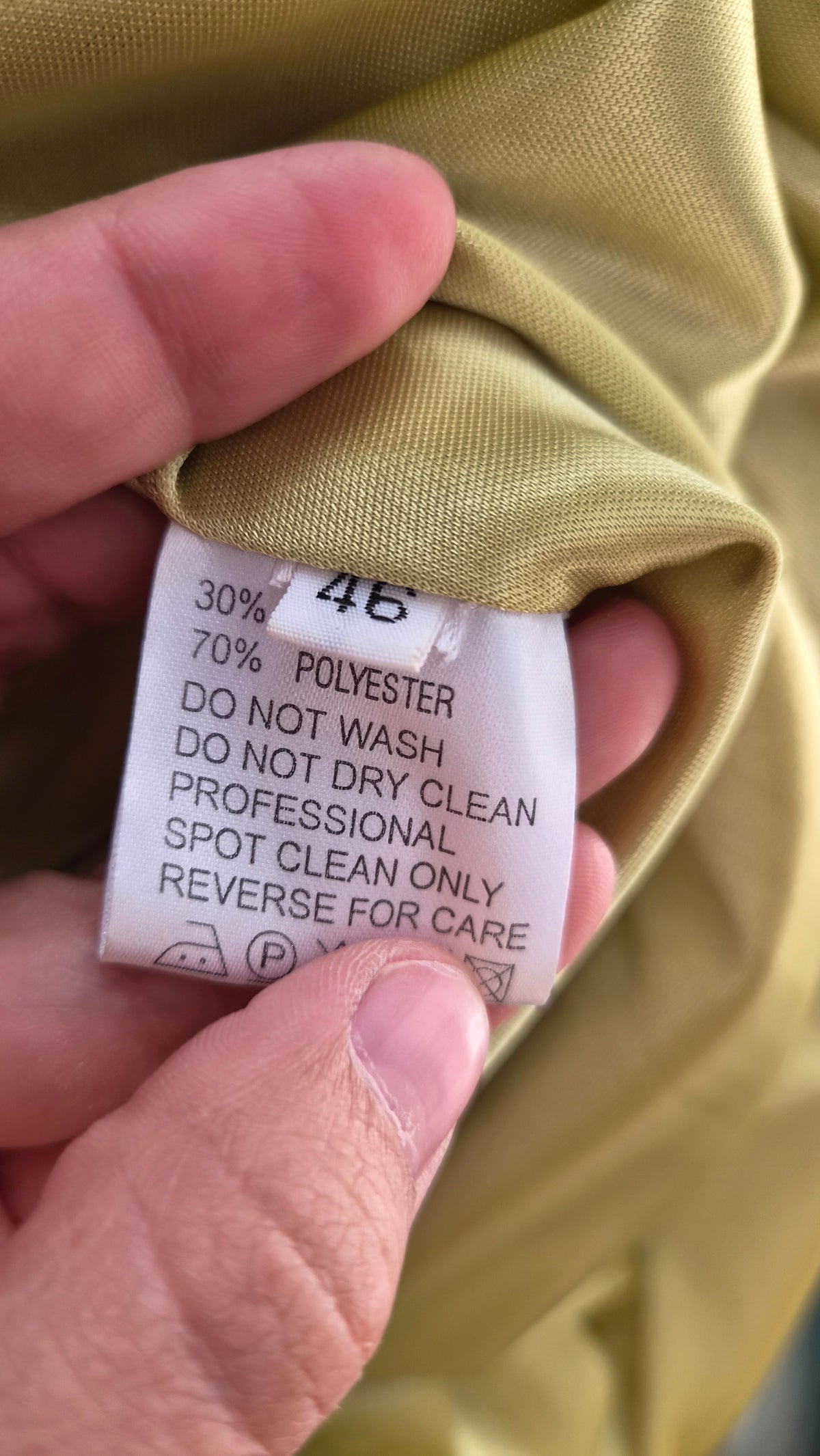 Robe dos nu détails soie et broderies