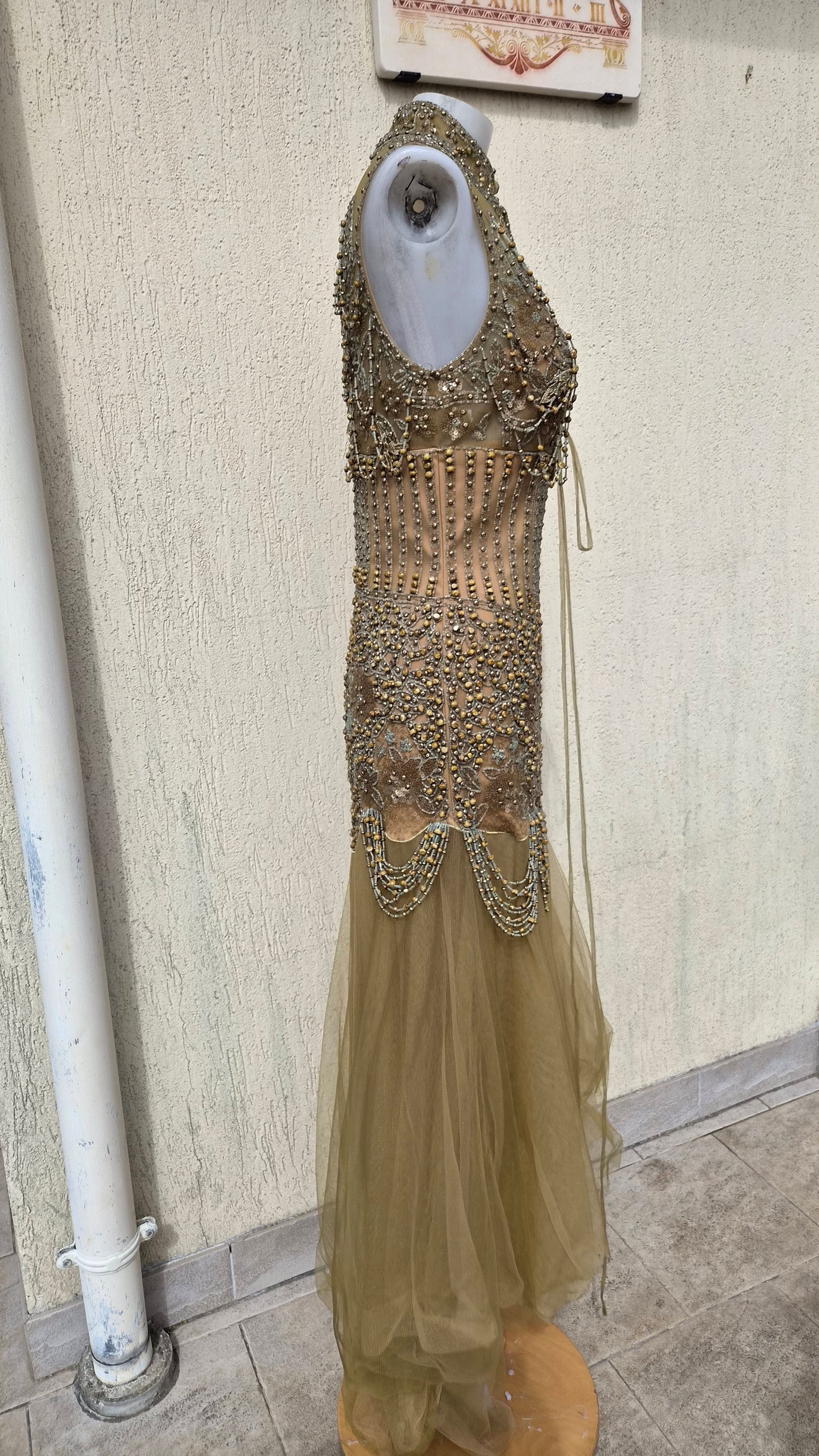 Maxi robe entièrement brodée