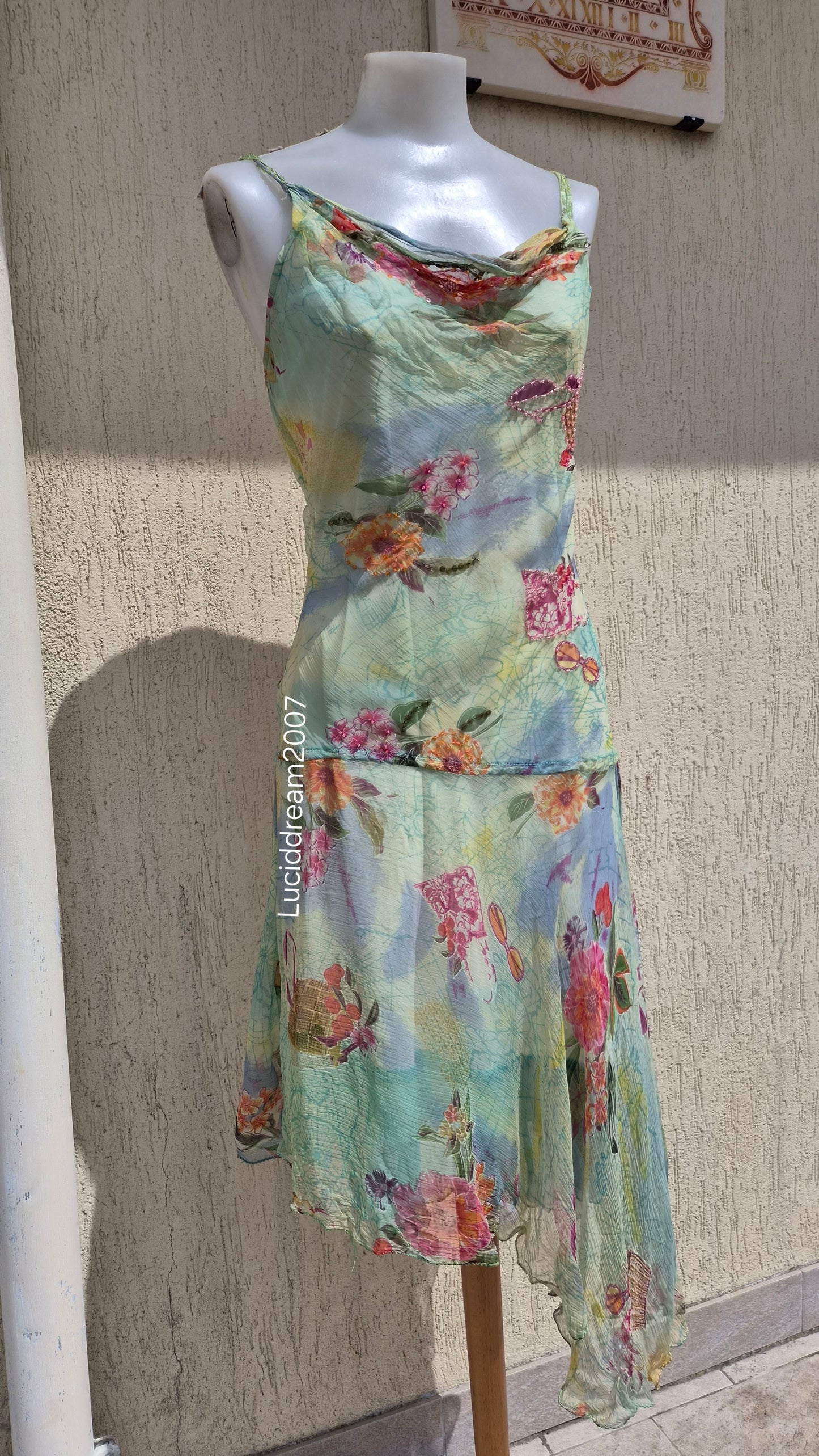 Robe en voile verte René Derhy