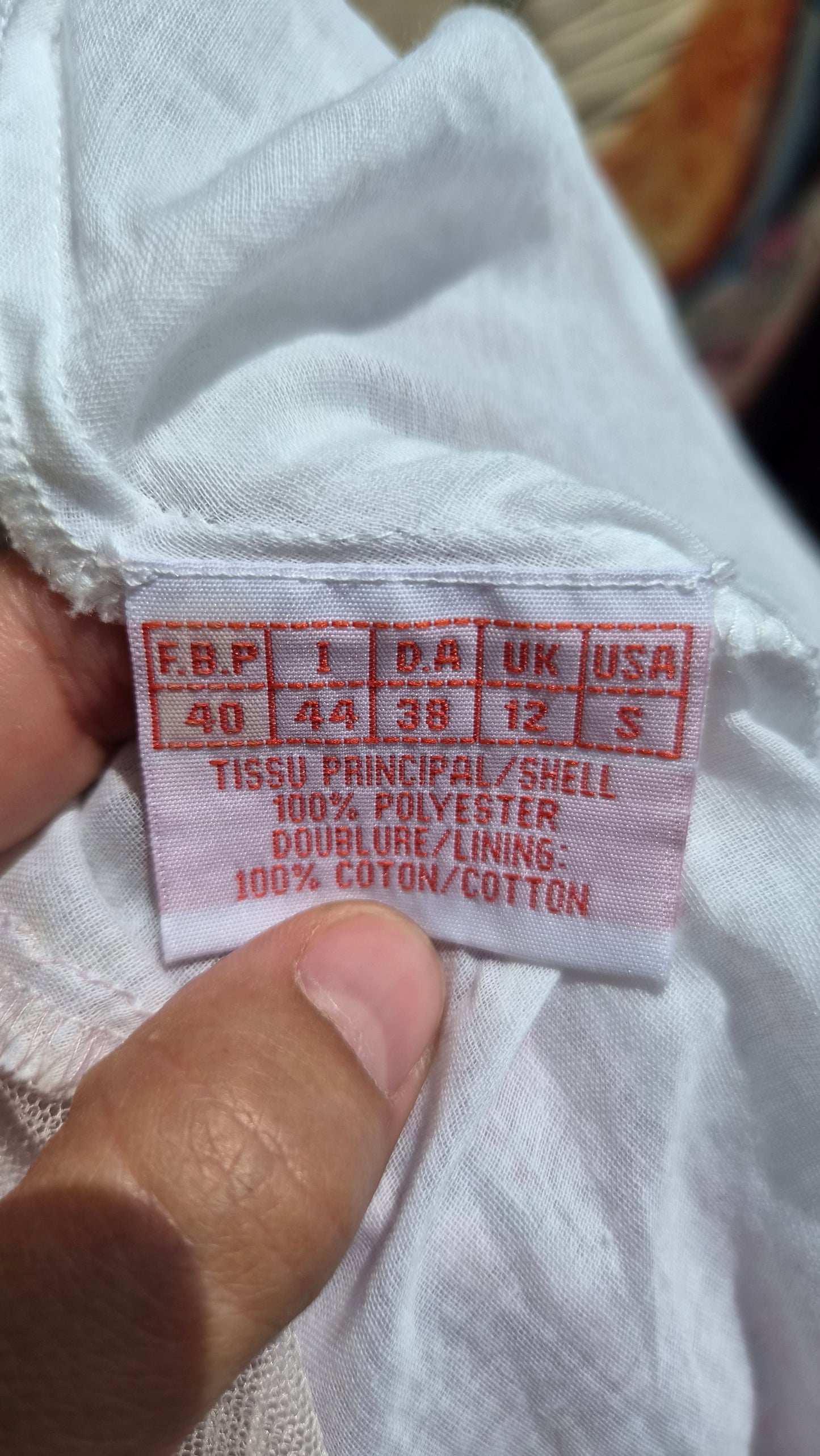 Robe en voile tons rose pâle