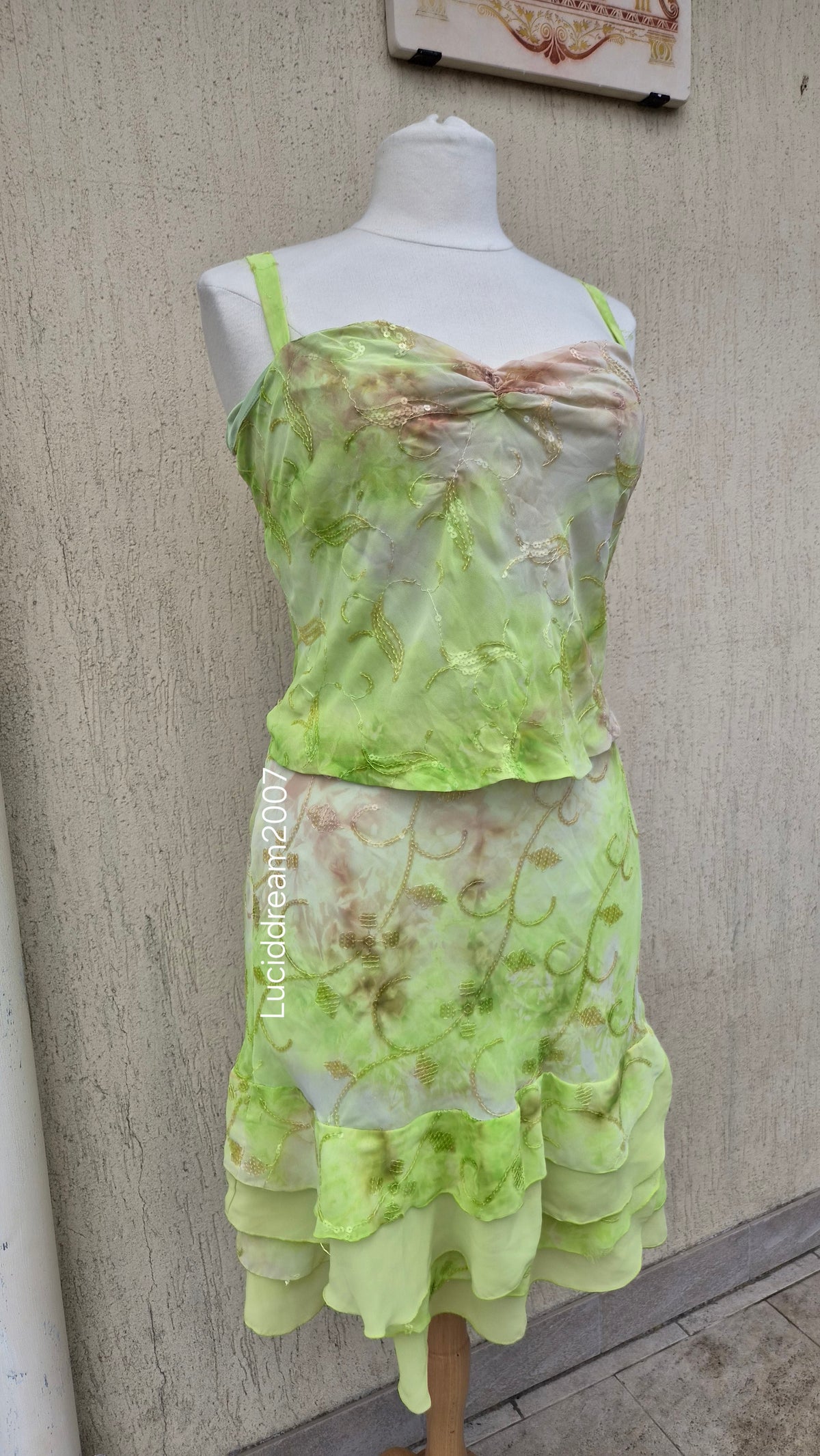 Green sequin detail set