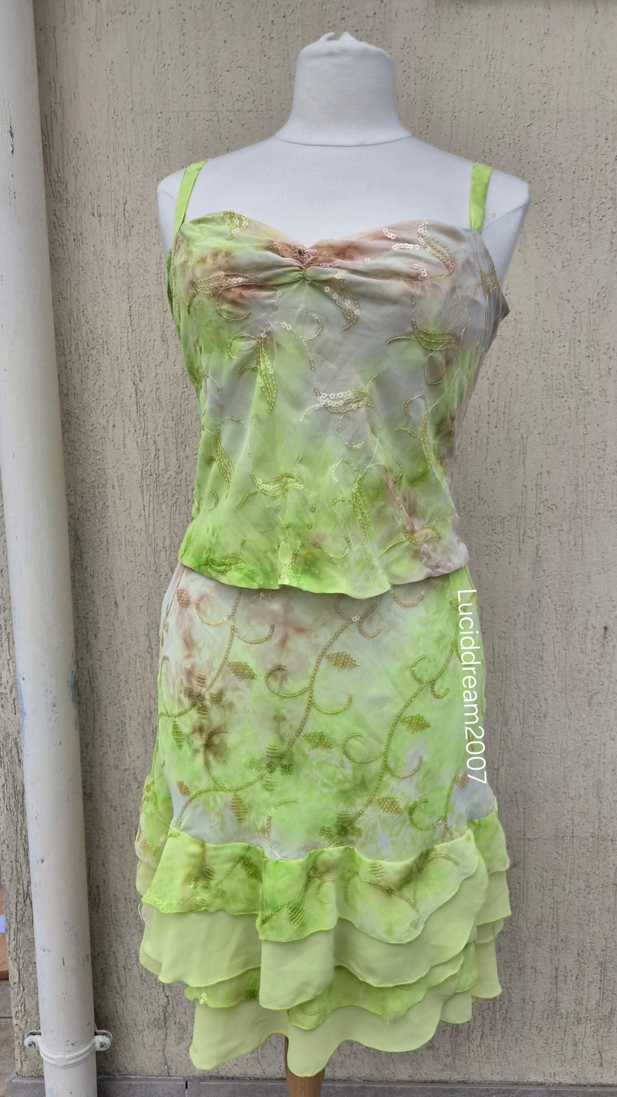 Green sequin detail set