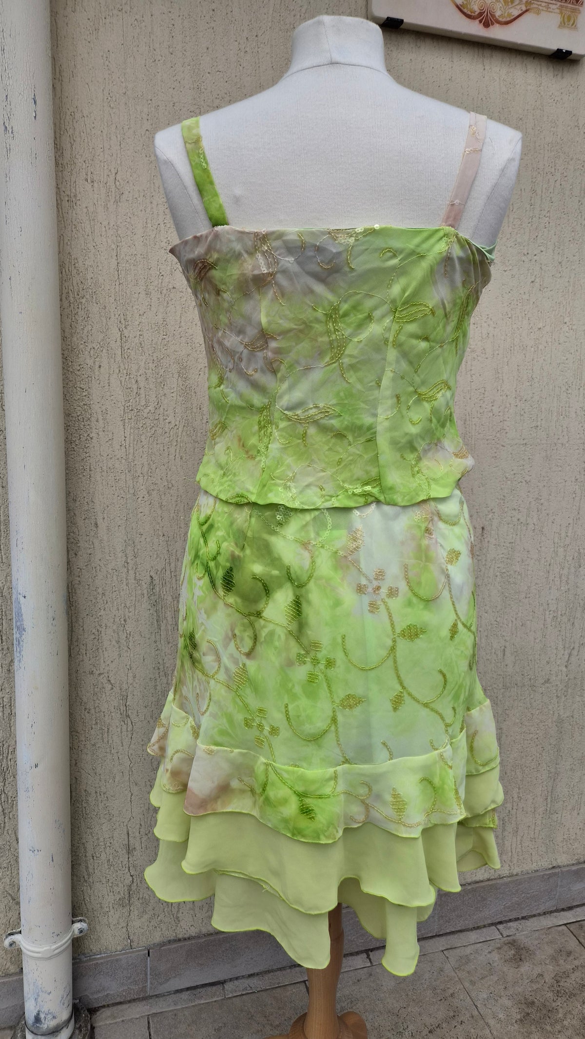 Green sequin detail set