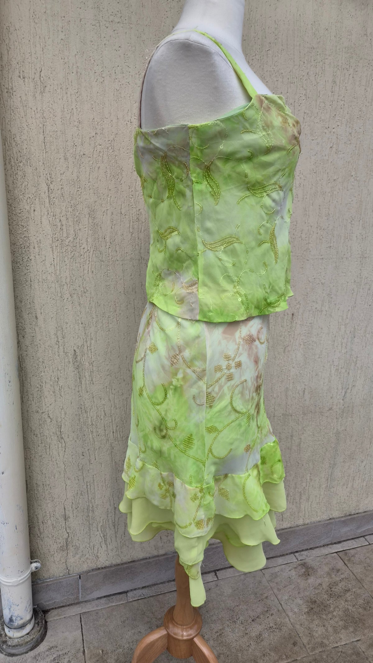 Green sequin detail set