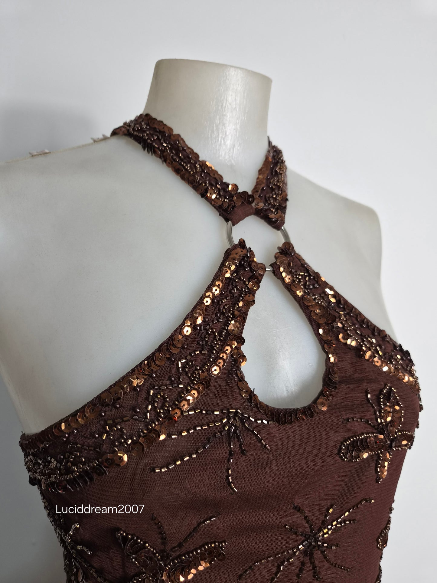 Haut asymétrique marron brodé