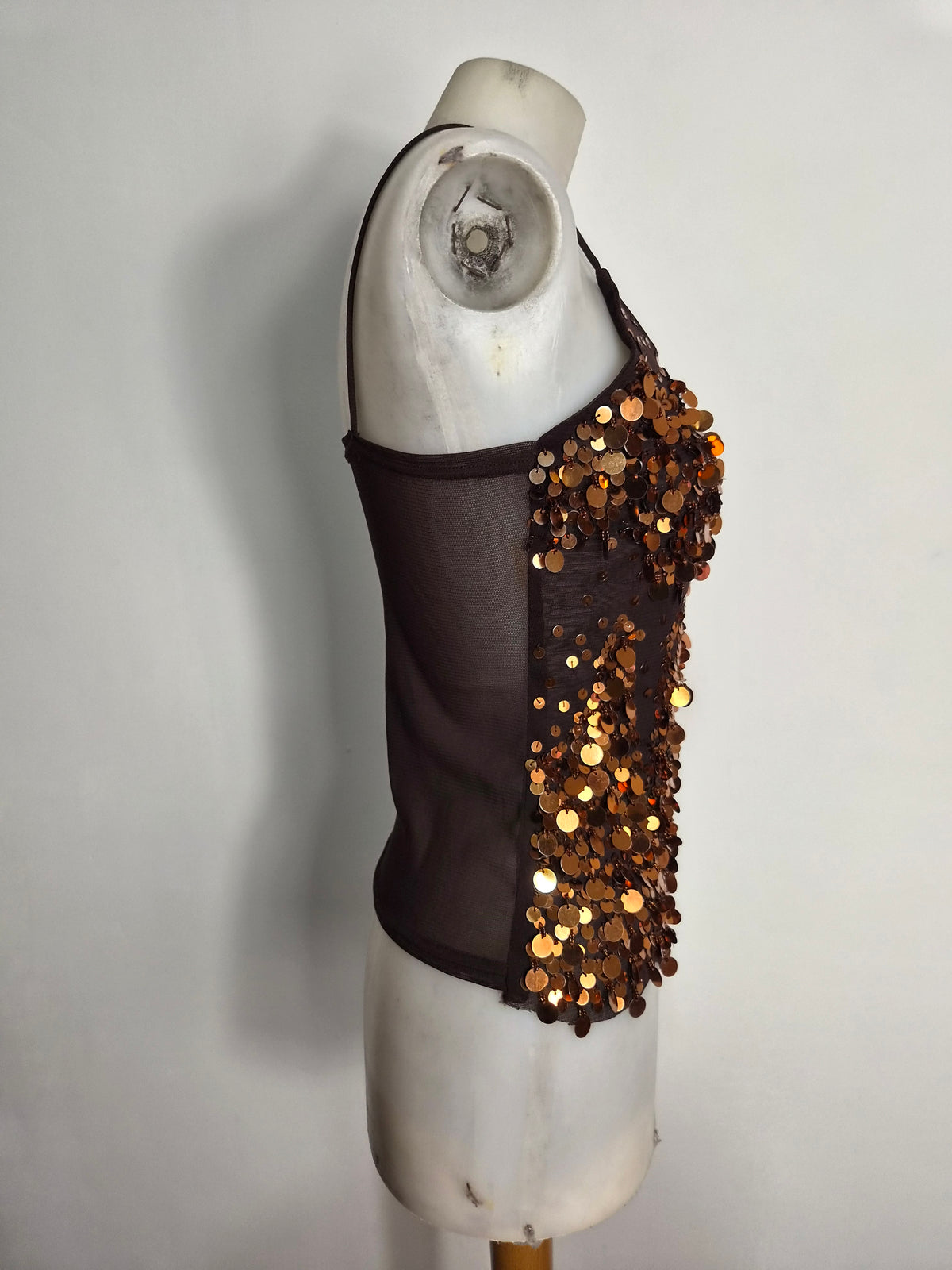 Haut en voile marron brodé de sequins