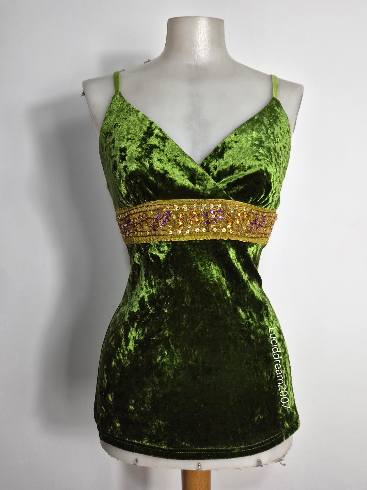 Haut en velours ras vert