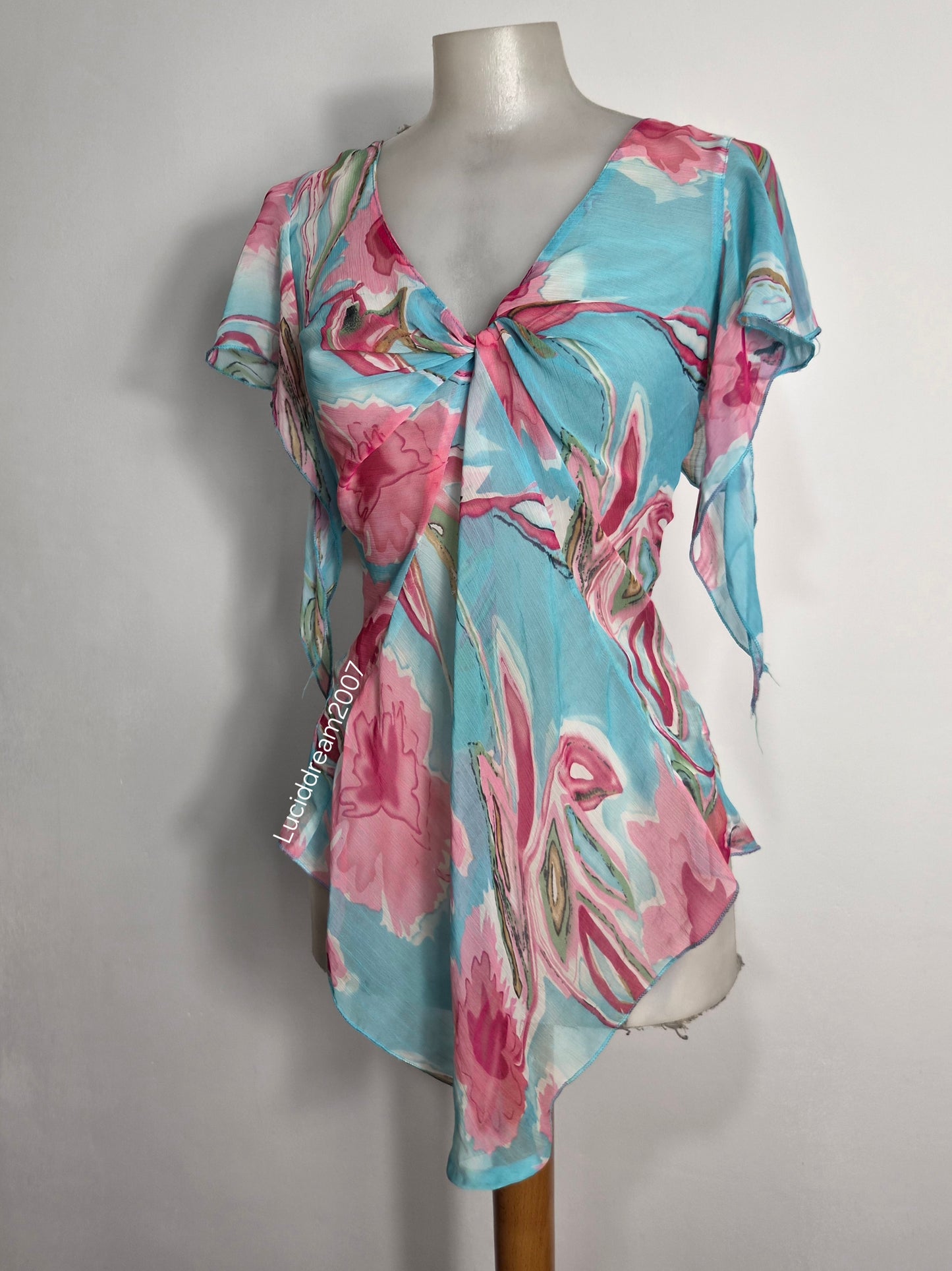 Haut en voile floral bleu et rose