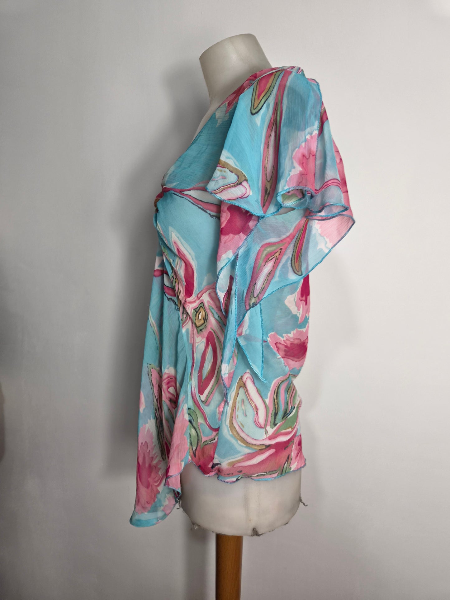 Haut en voile floral bleu et rose