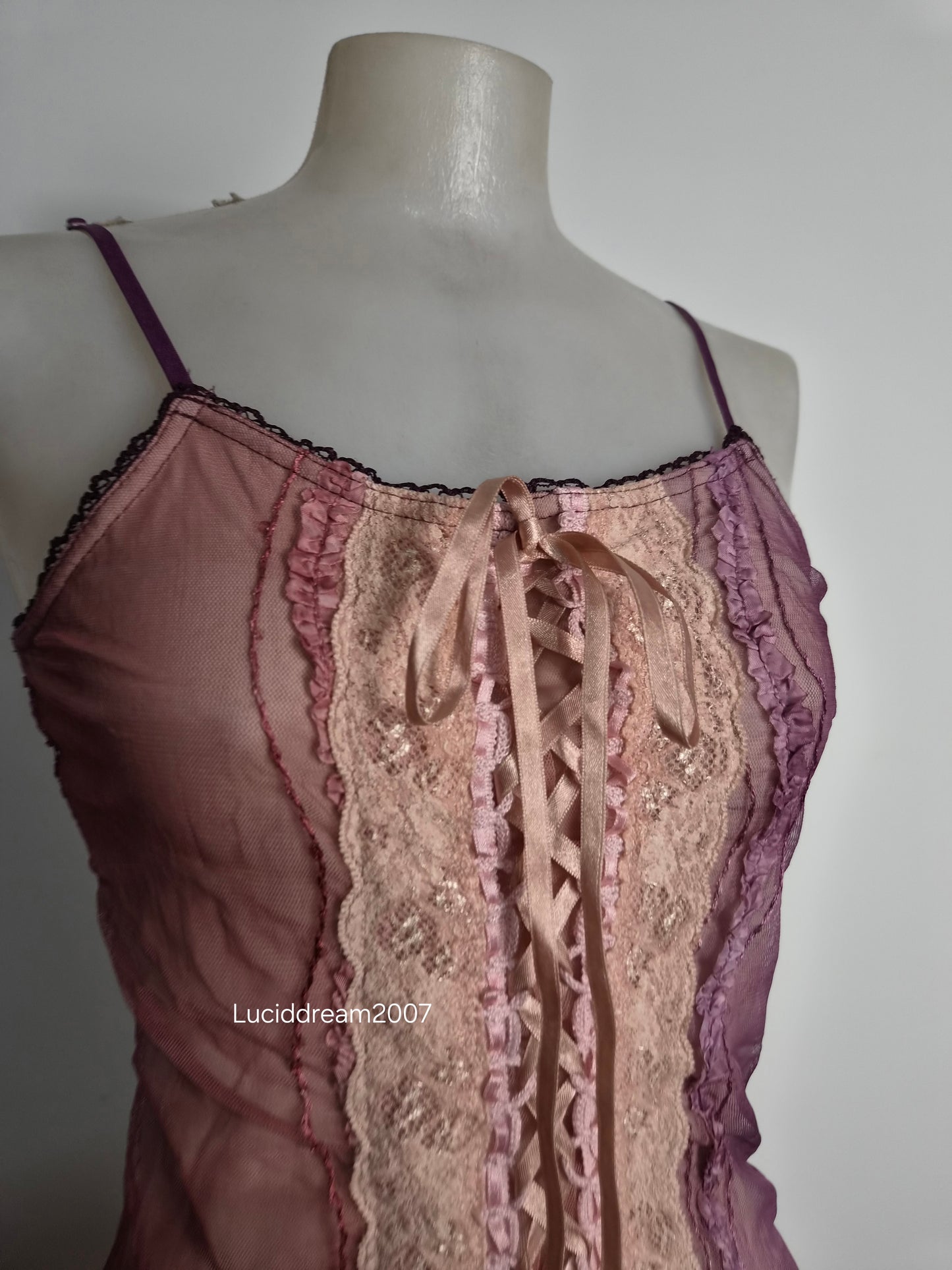 Haut à laçage 3 Suisses
