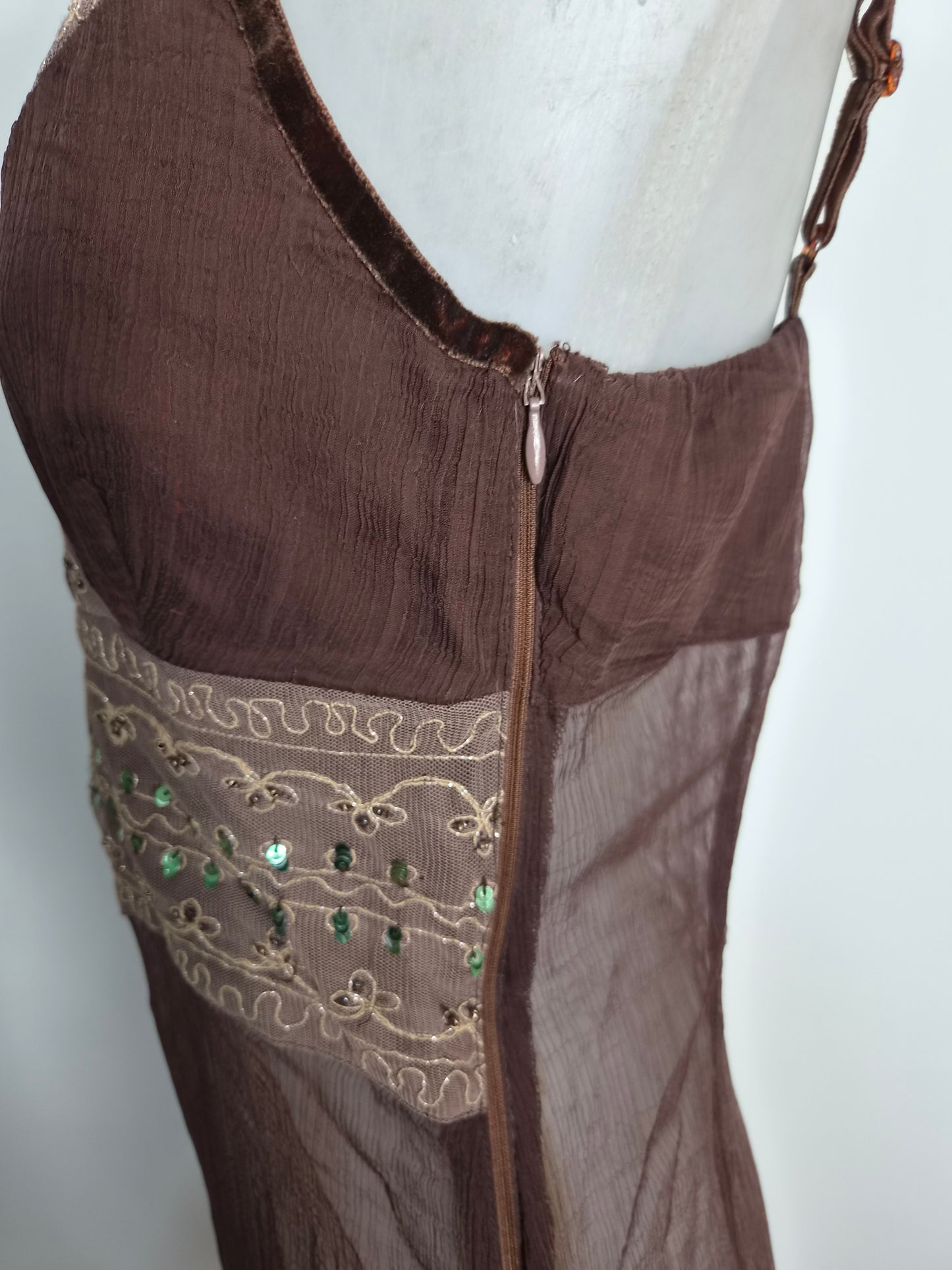 Haut en voile marron détails broderies