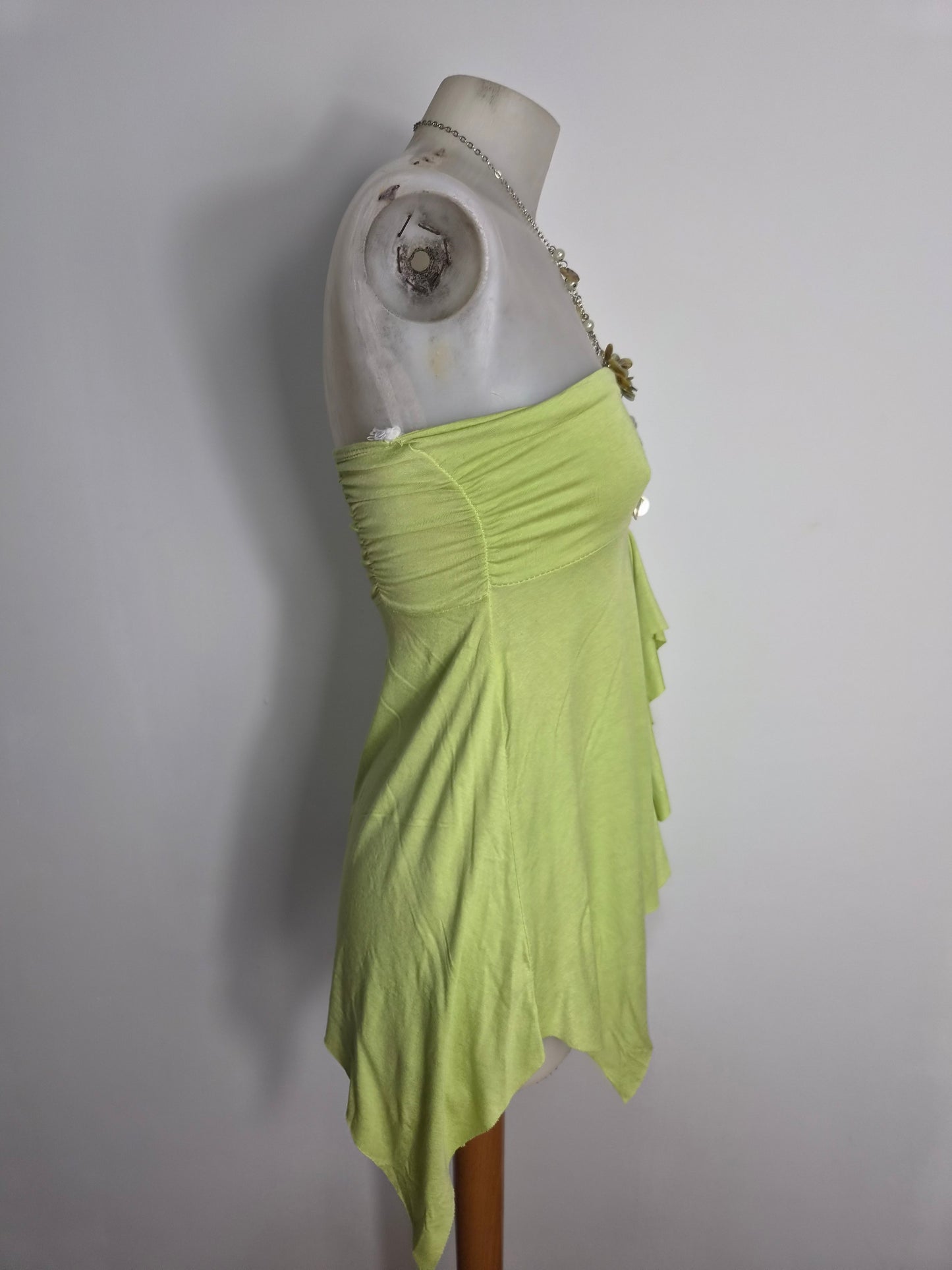 Haut asymétrique détails bijou