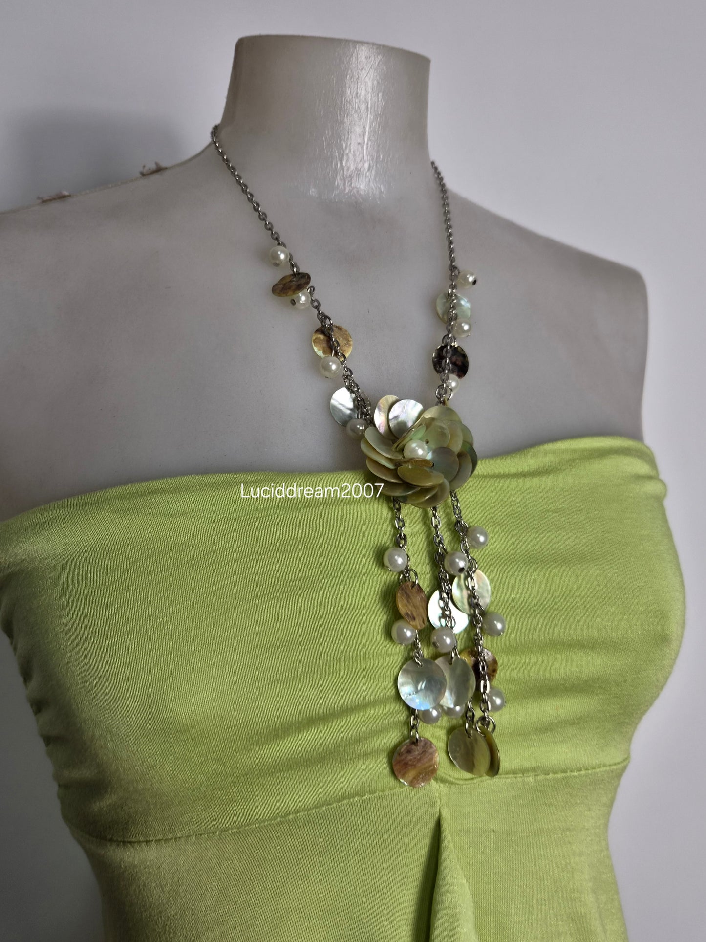 Haut asymétrique détails bijou