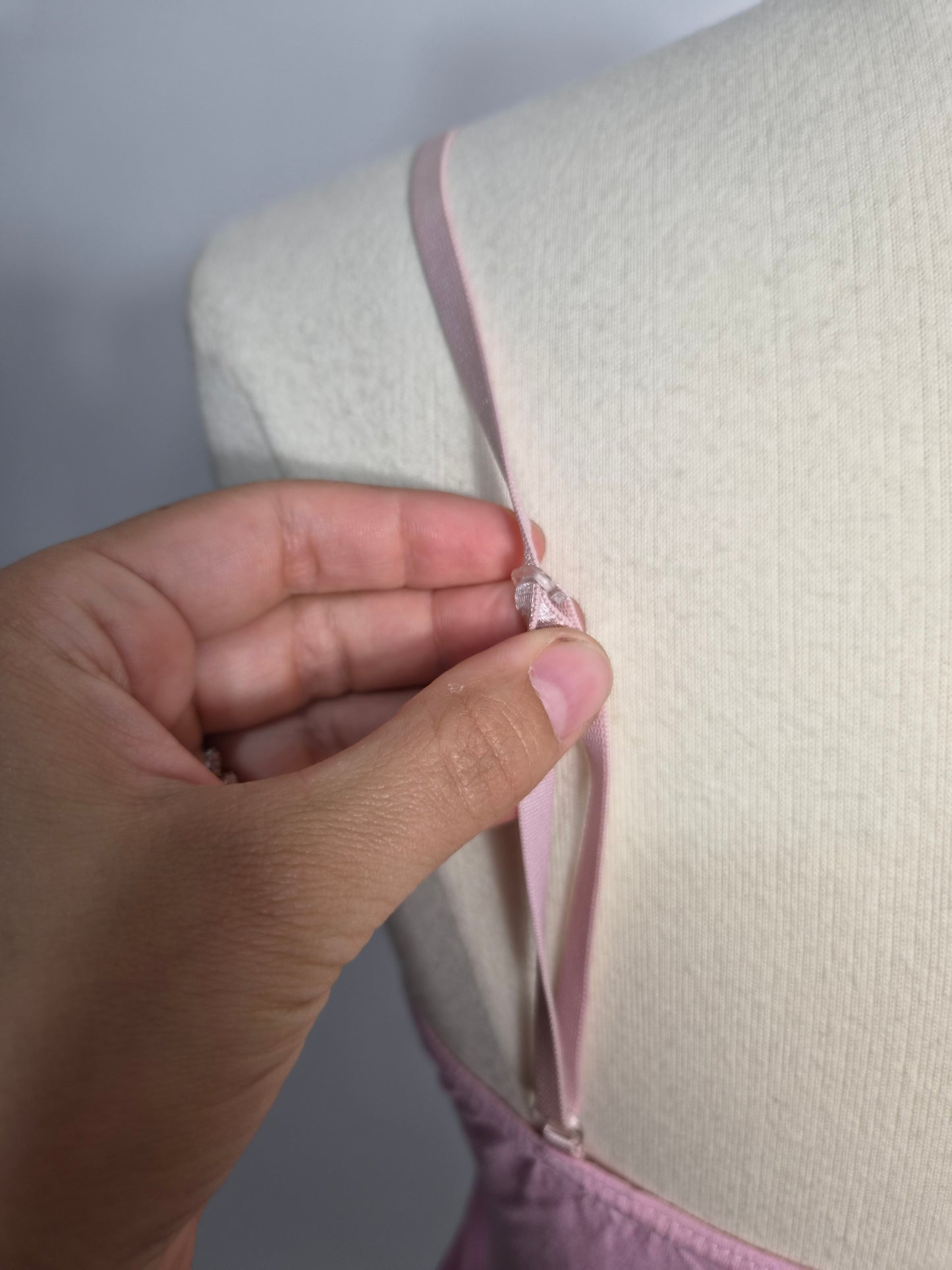 Haut en voile floral asymétrique