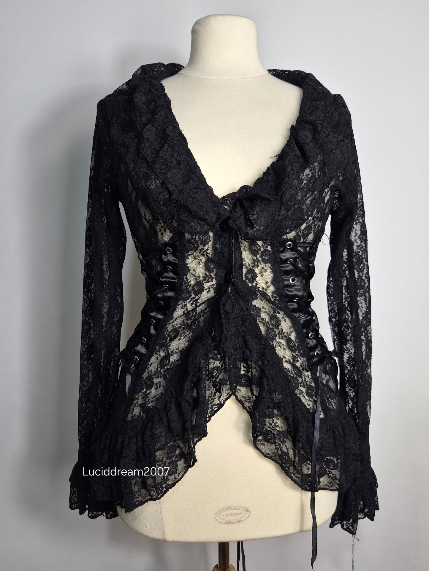 Chemisier en dentelle noir Poizen Industries