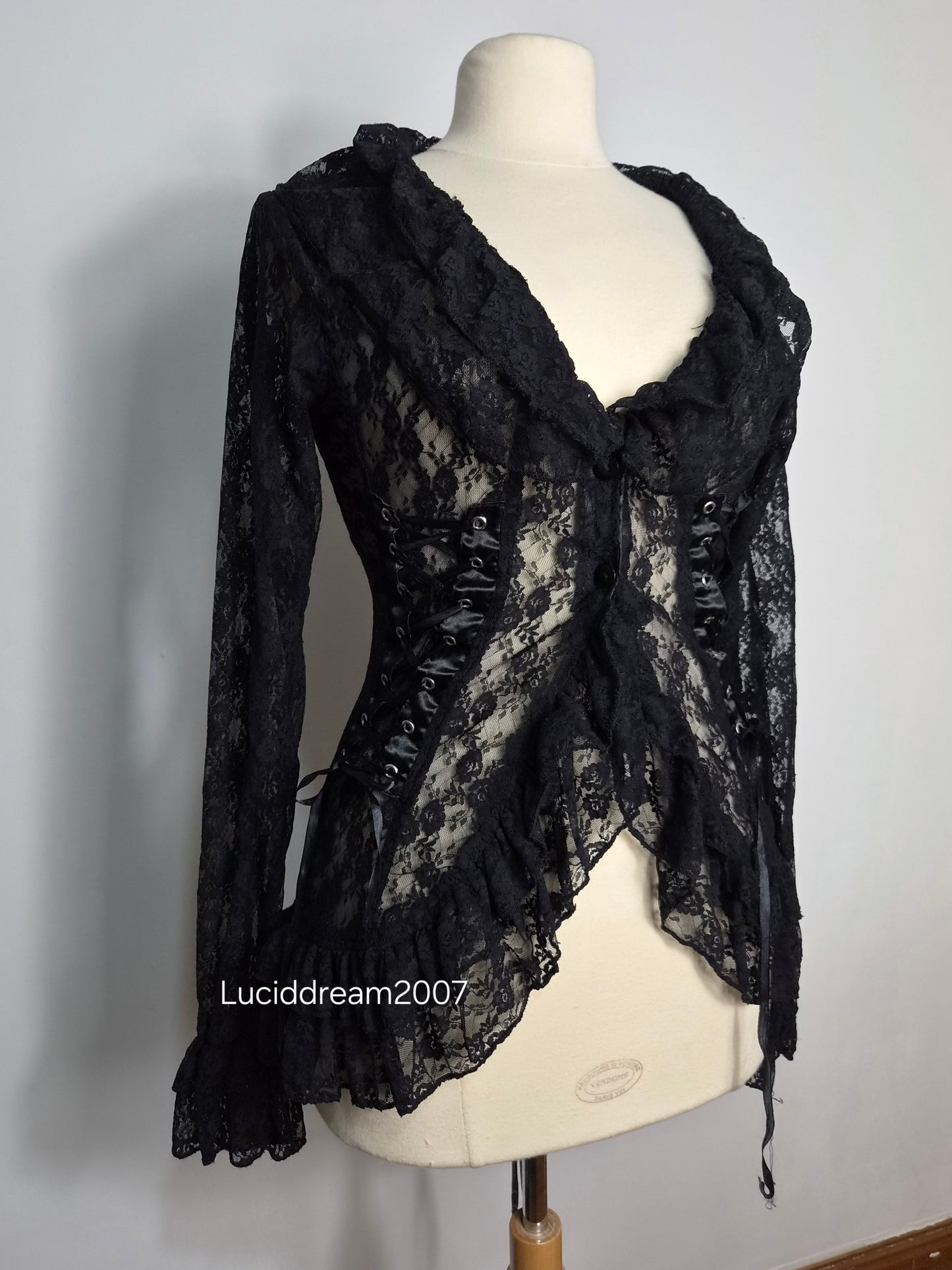 Chemisier en dentelle noir Poizen Industries