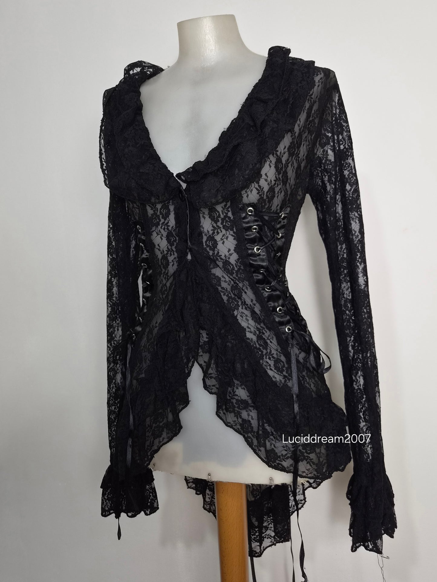 Chemisier en dentelle noir Poizen Industries