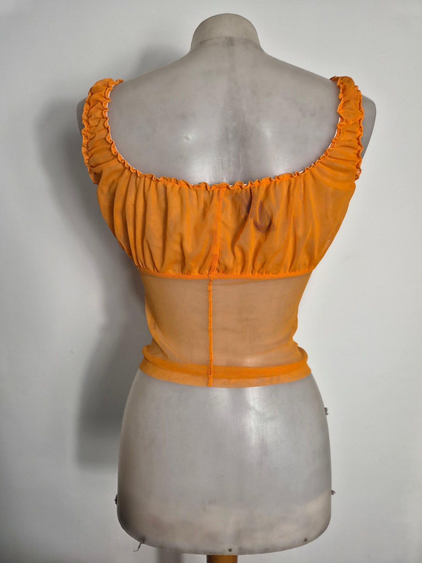 Haut en voile brodé orange