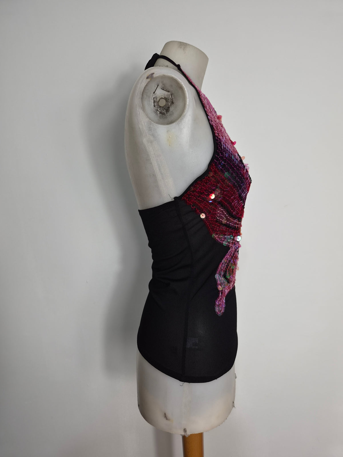 Haut en voile brodé motif papillon