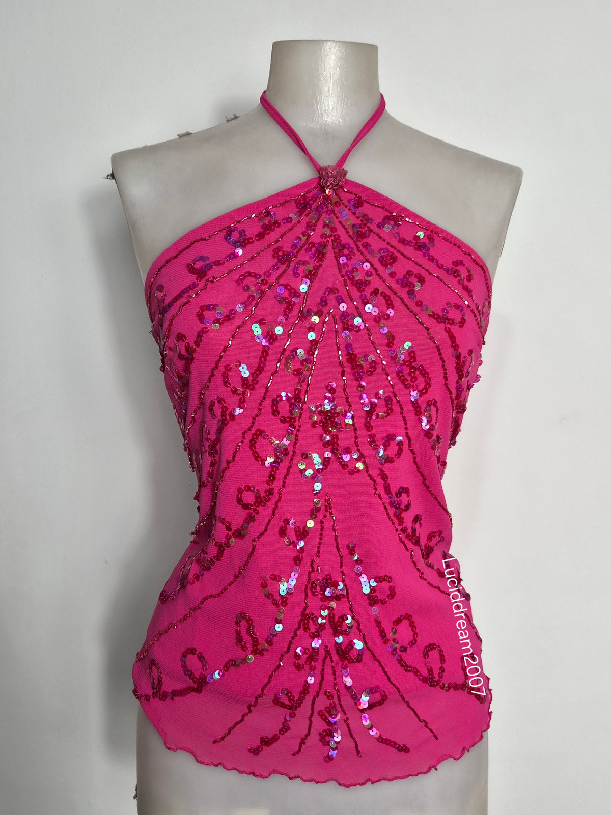 Haut en voile rose brodé