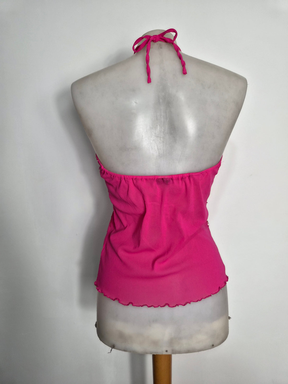 Haut en voile rose brodé