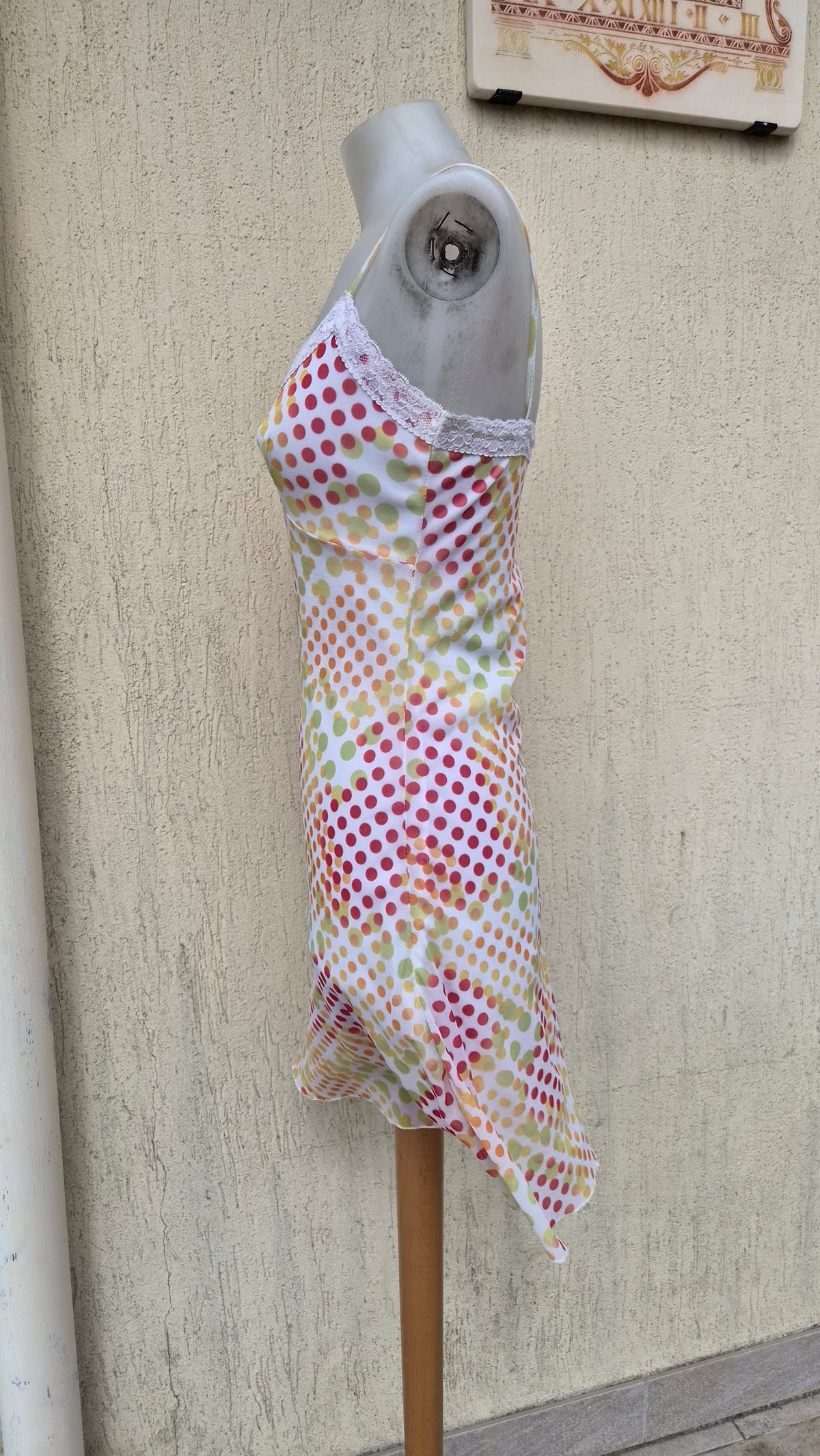 Robe en voile à pois