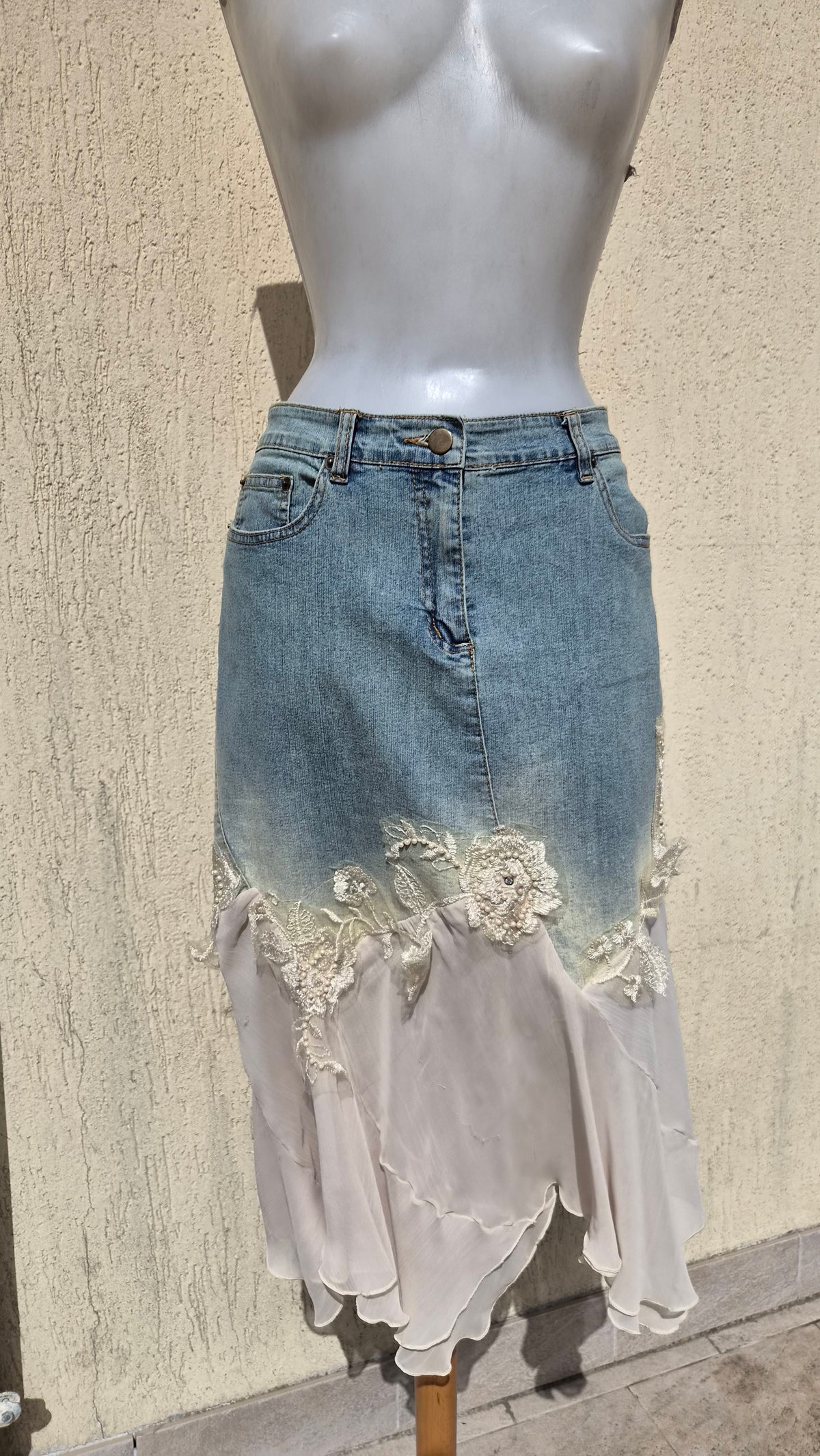 Jupe en denim et voile