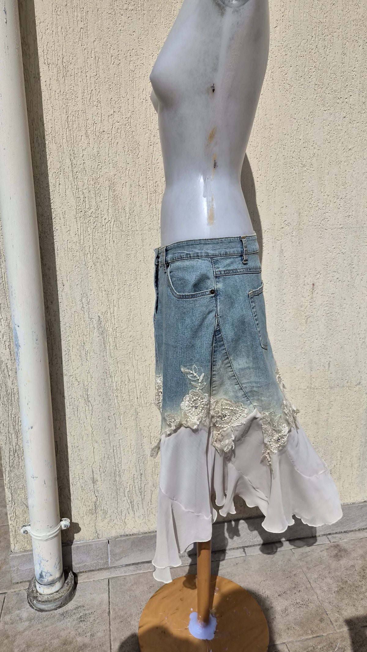 Jupe en denim et voile