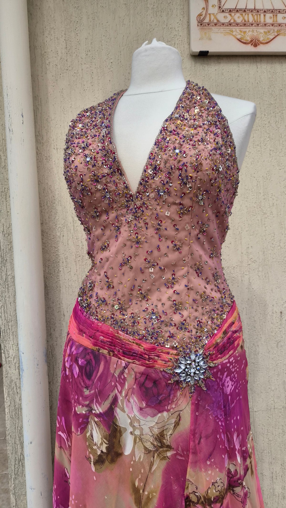 Maxi robe dos nu brodée