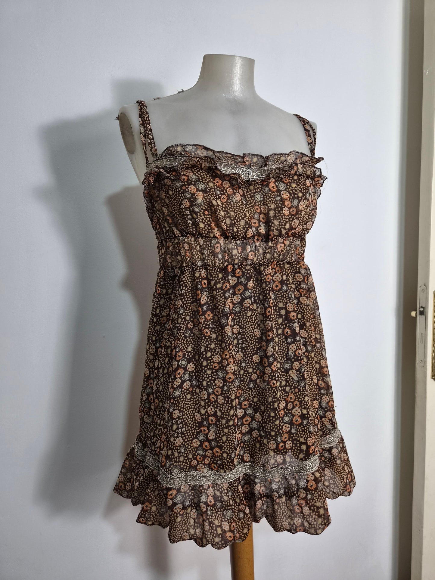 Haut en voile fleuri marron