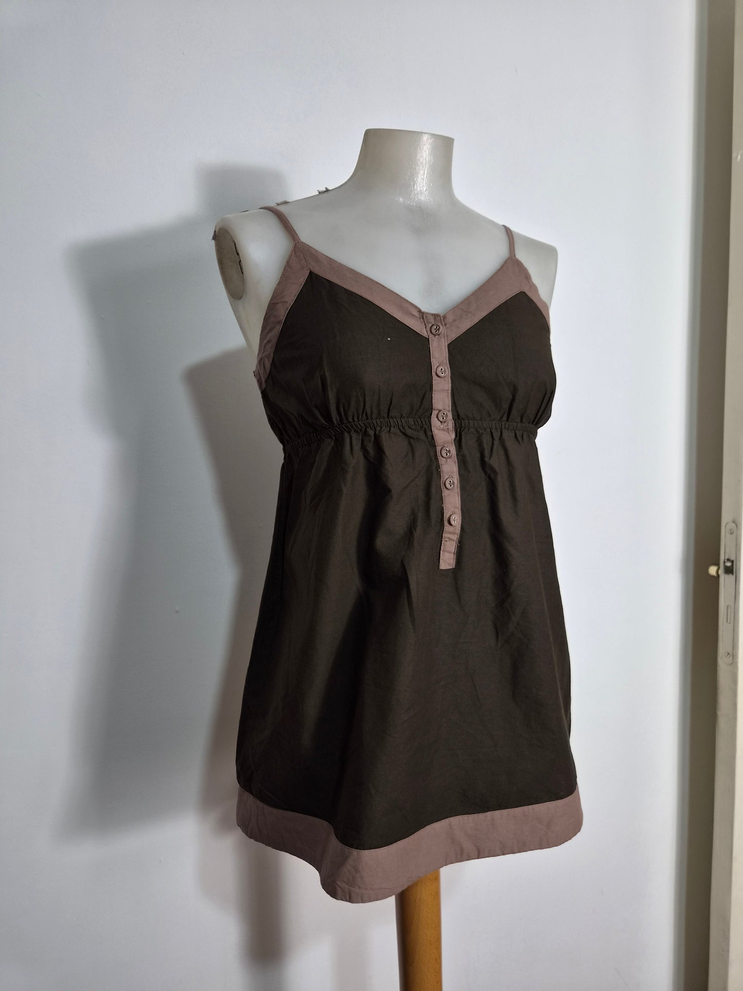 Haut marron et rose